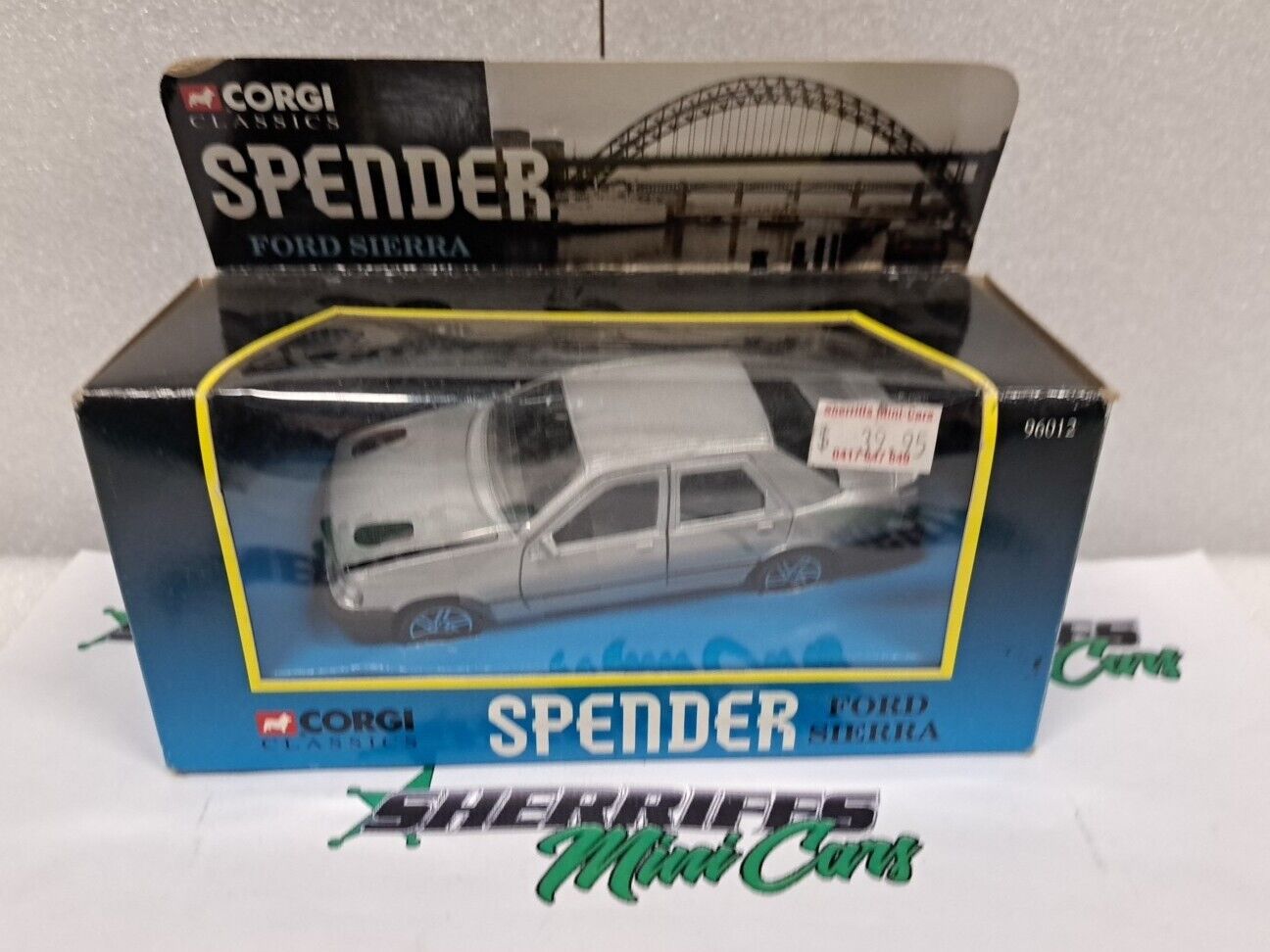 1/43 CORGI CLASSIC FORD SIERRA SEDAN SILVER FROM SPENDER BBC OLD STOCK #96012