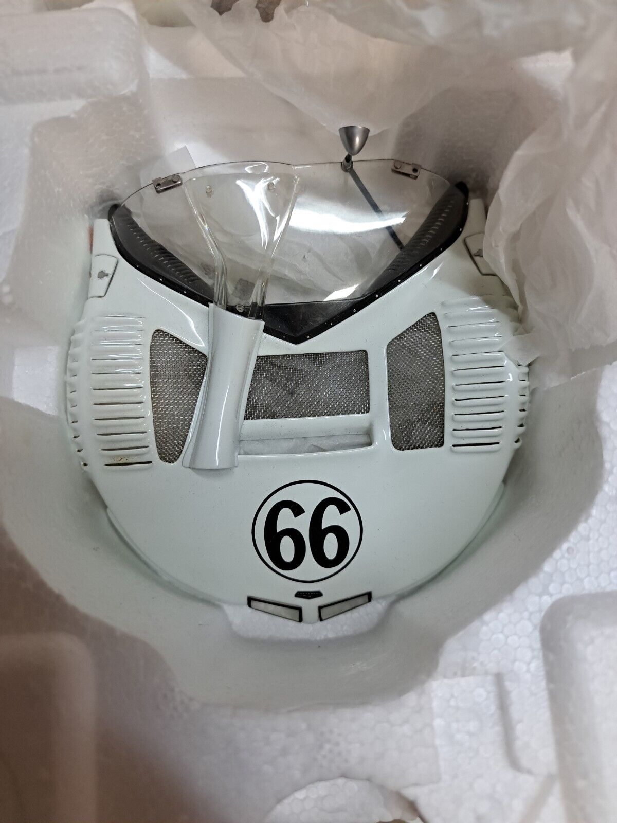 1/18 Exoto Chaparral Type 2 from 1965 Fully restored version #66 19141.