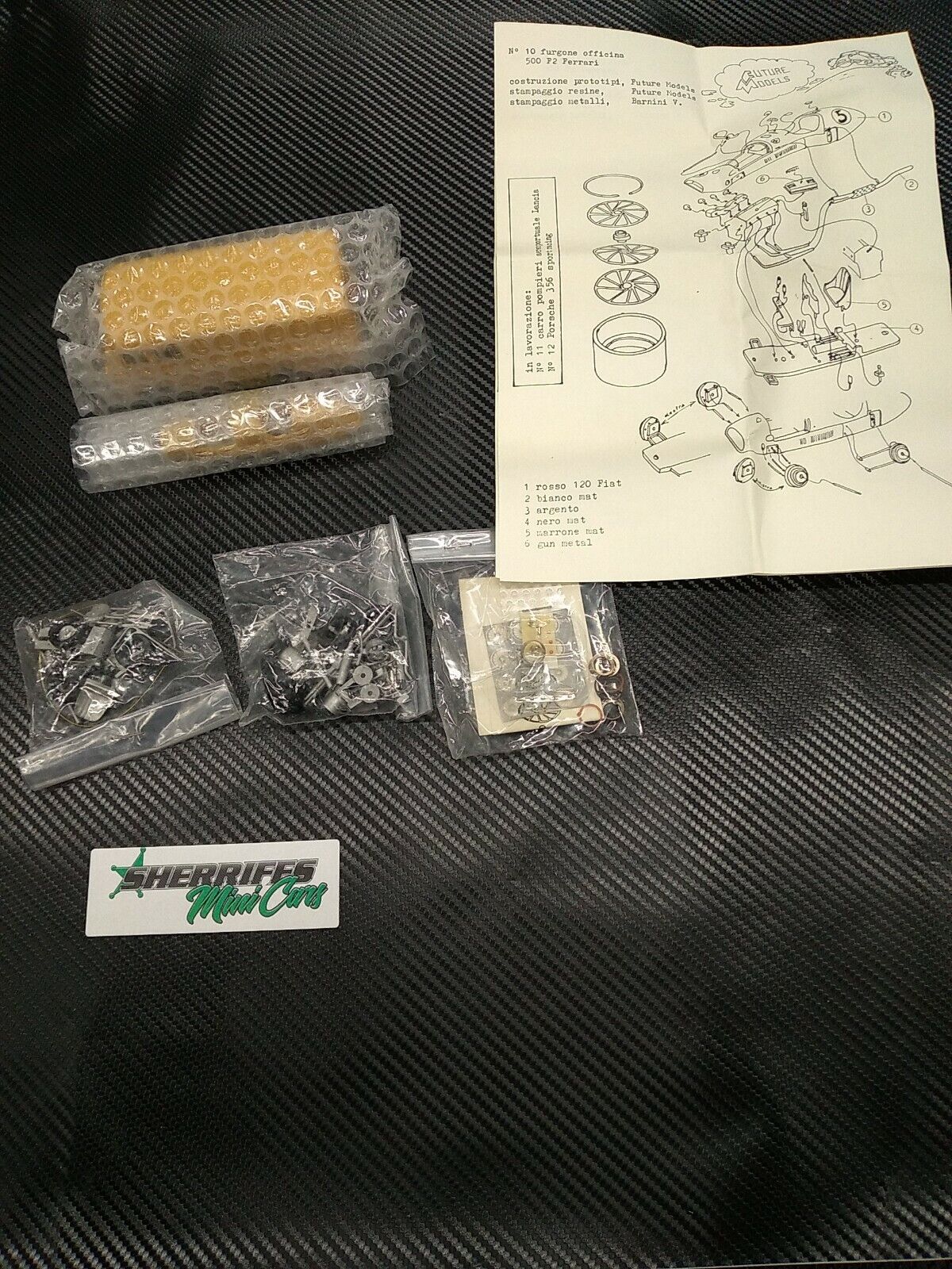 1/43 Future Models Ferrari 500 F2 And Transporter Resin Kit