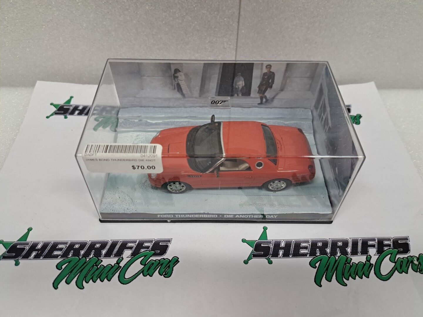 1/43 Ford Thunderbird Die Another Day James Bond Diecast