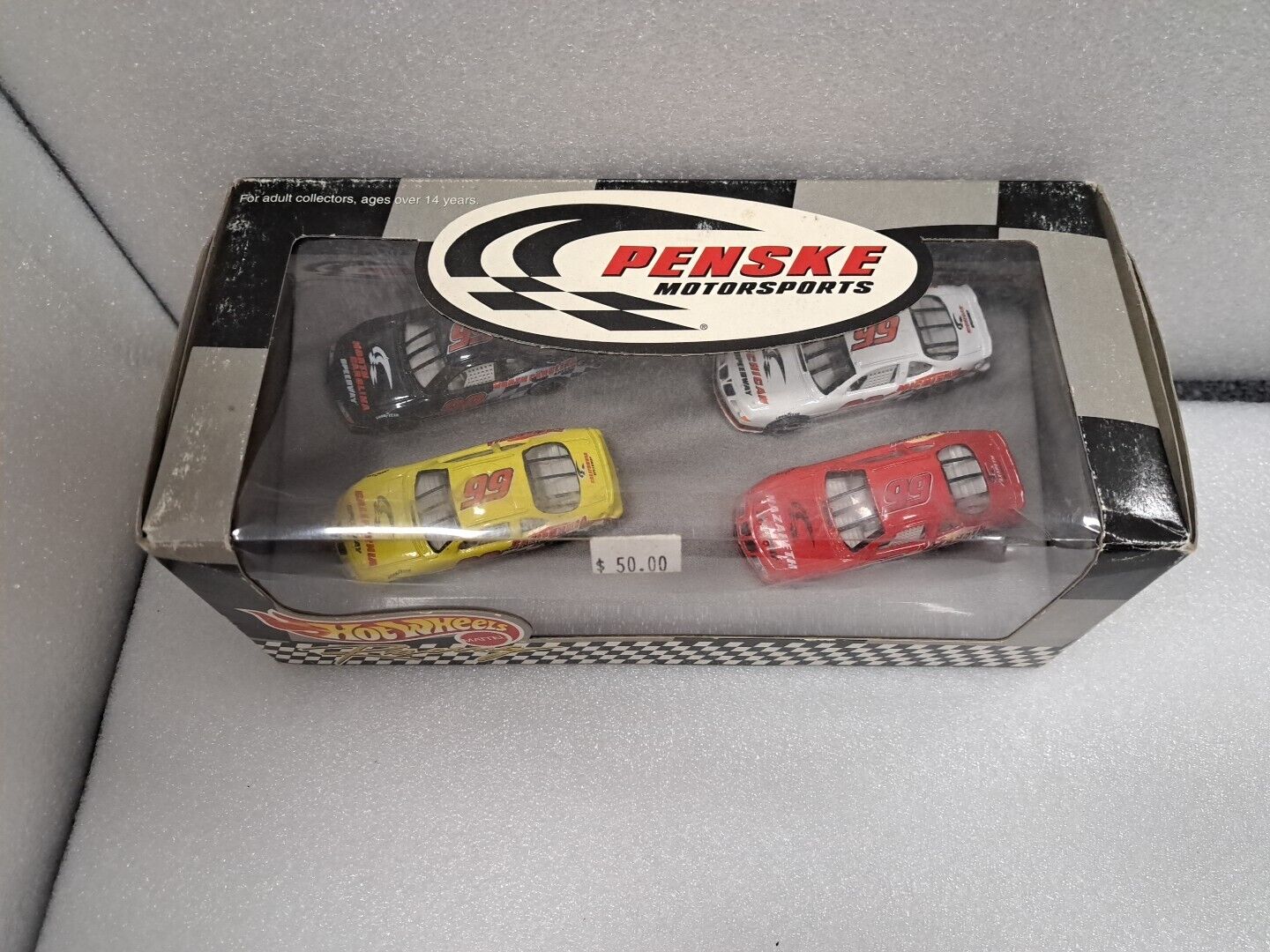 1/64 HOT WHEELS Racing Penske Motorsports Box Set of 4 #99 cars 23416 Mattel