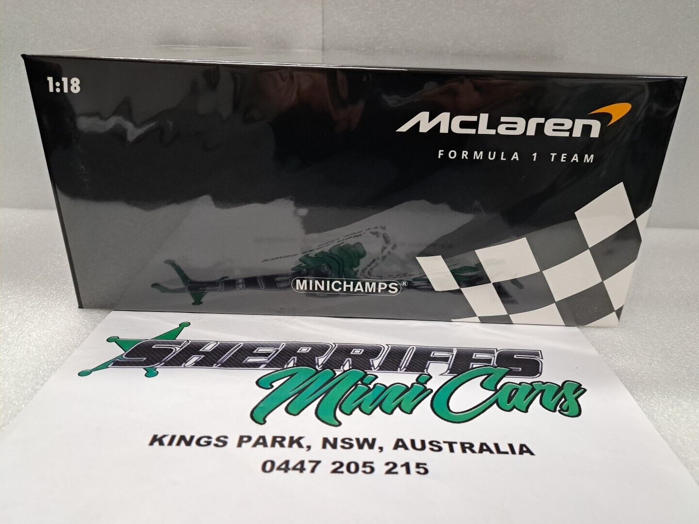1/18 2022 Lando Norris Bahrain GP McLaren MCL36 Minichamps F1