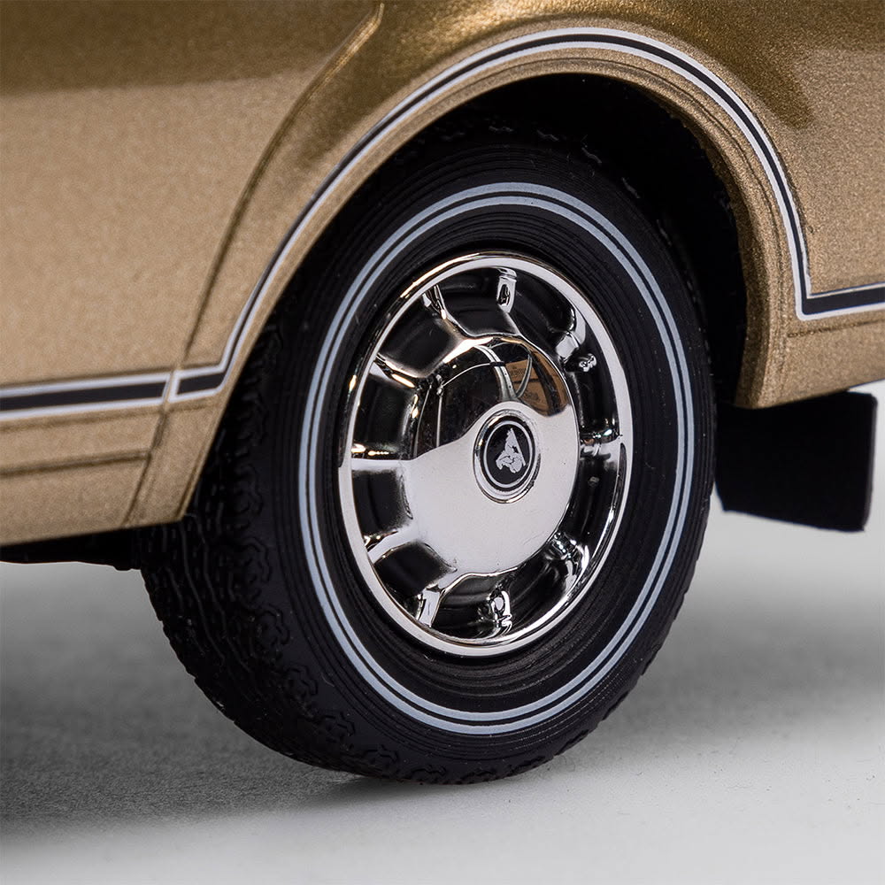 1/18 Holden HK Brougham Inca Gold Authentic ACR18HKBA