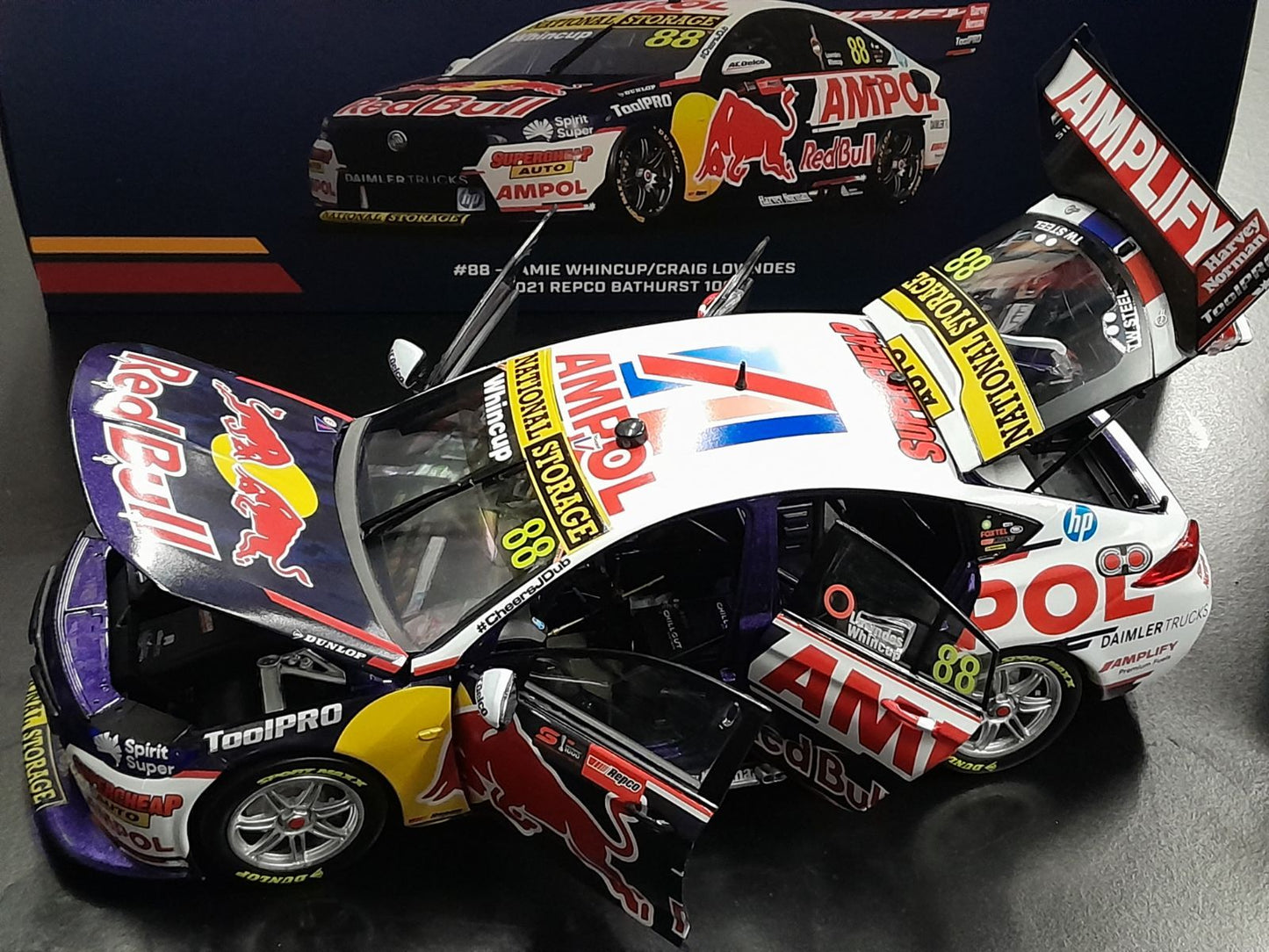 1/18  2021 #88 Whincup/Lowndes Redbull Ampol Racing Commodore