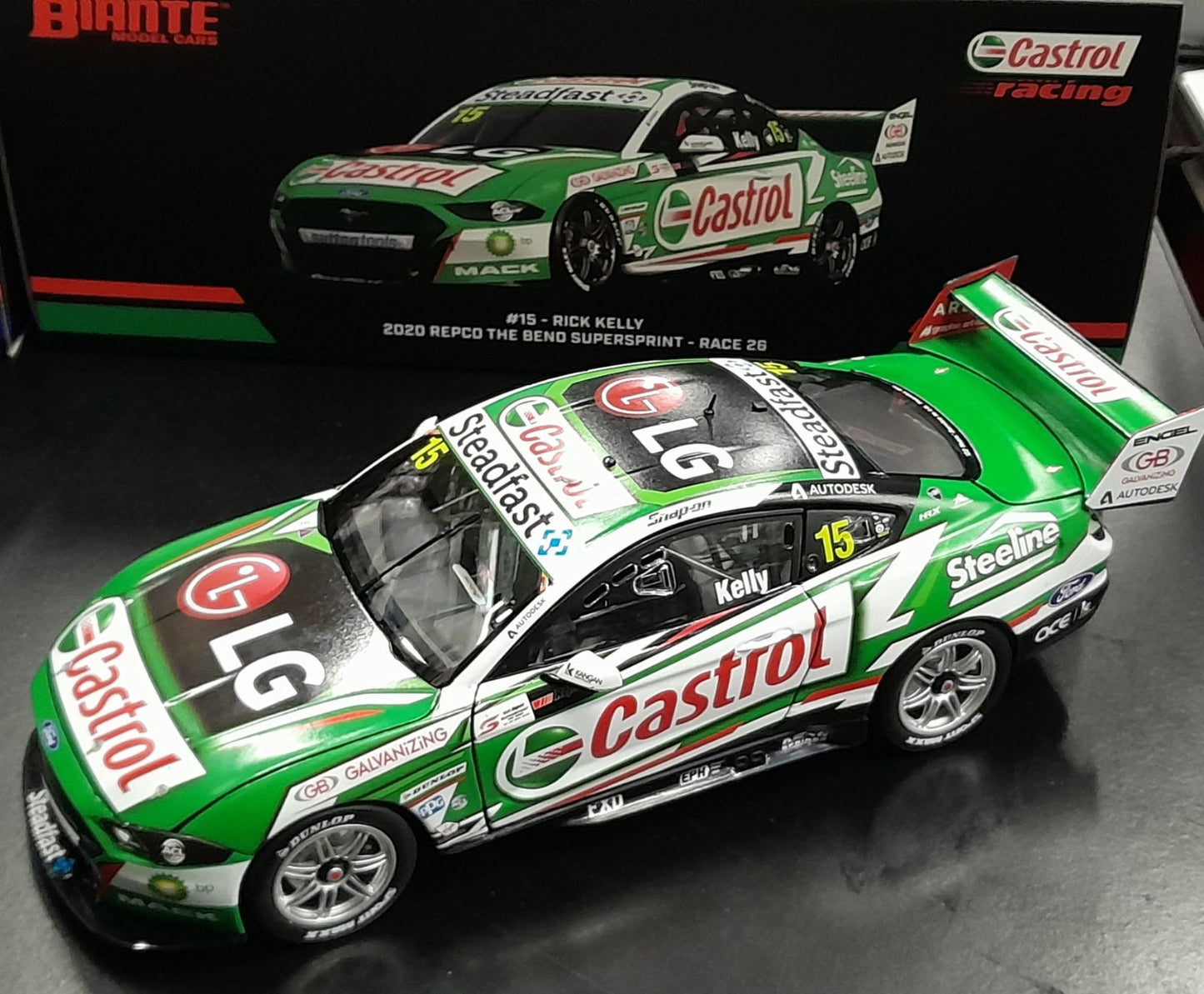 1/18 2020 #15 R KELLY CASTROL MUSTANG