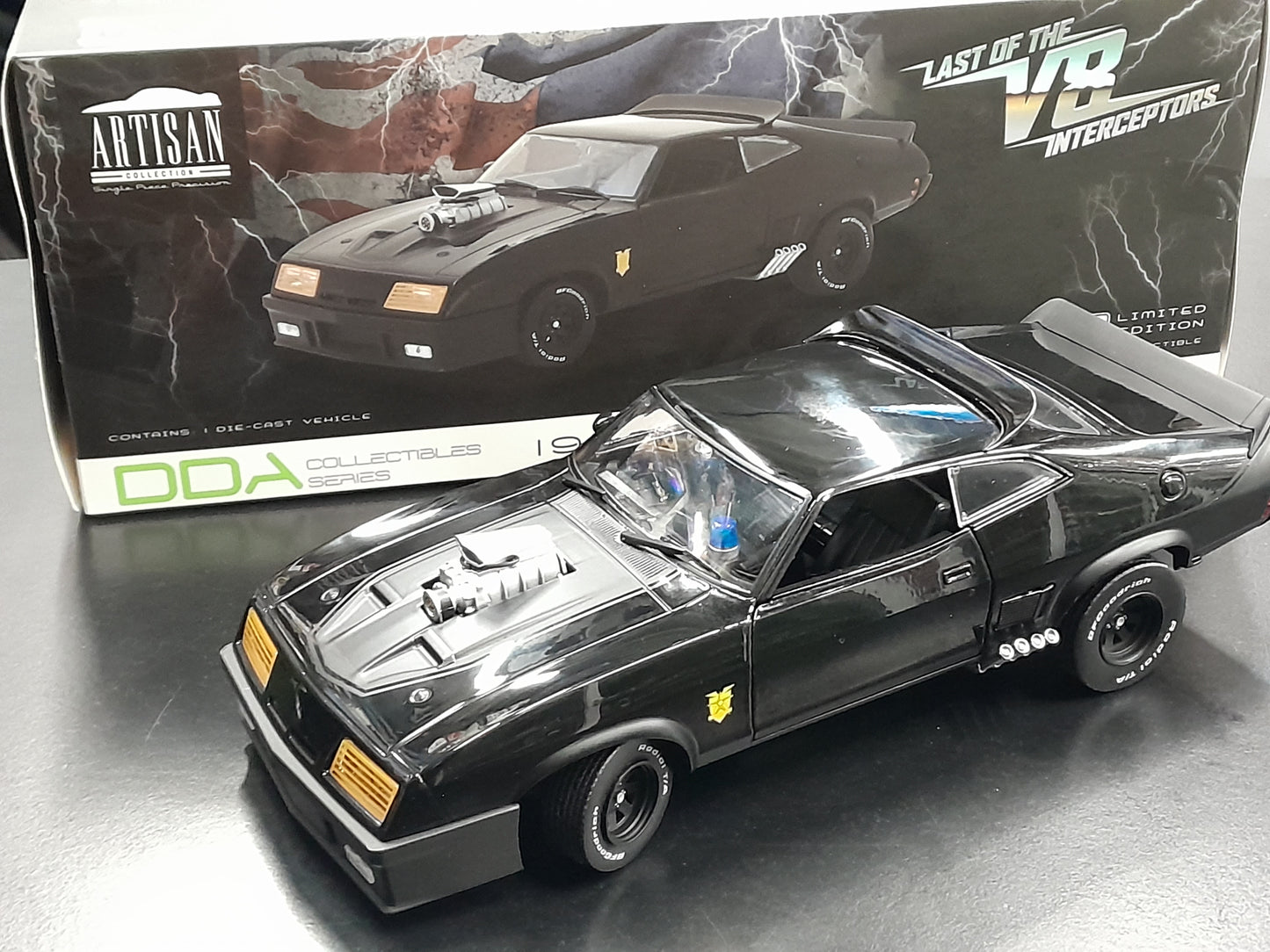 1/18 Mad Max Last of the V8 Interceptors (1979) -Greenlight