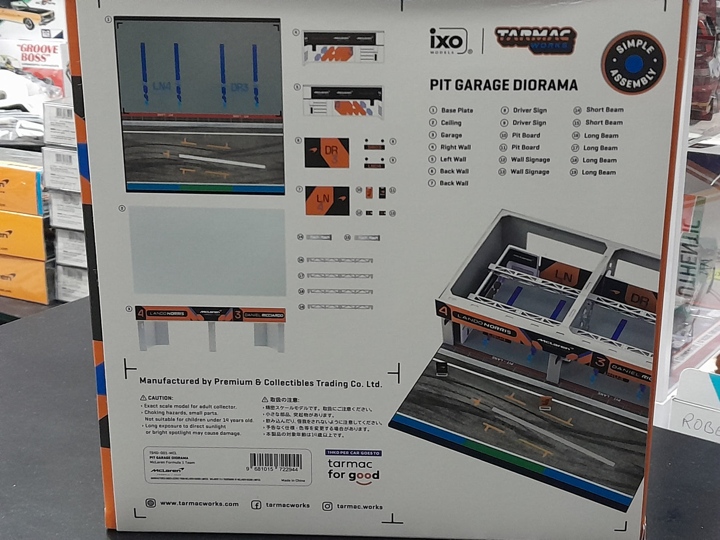 1/64 Pit Garage Diorama McLaren Formula 1 Team