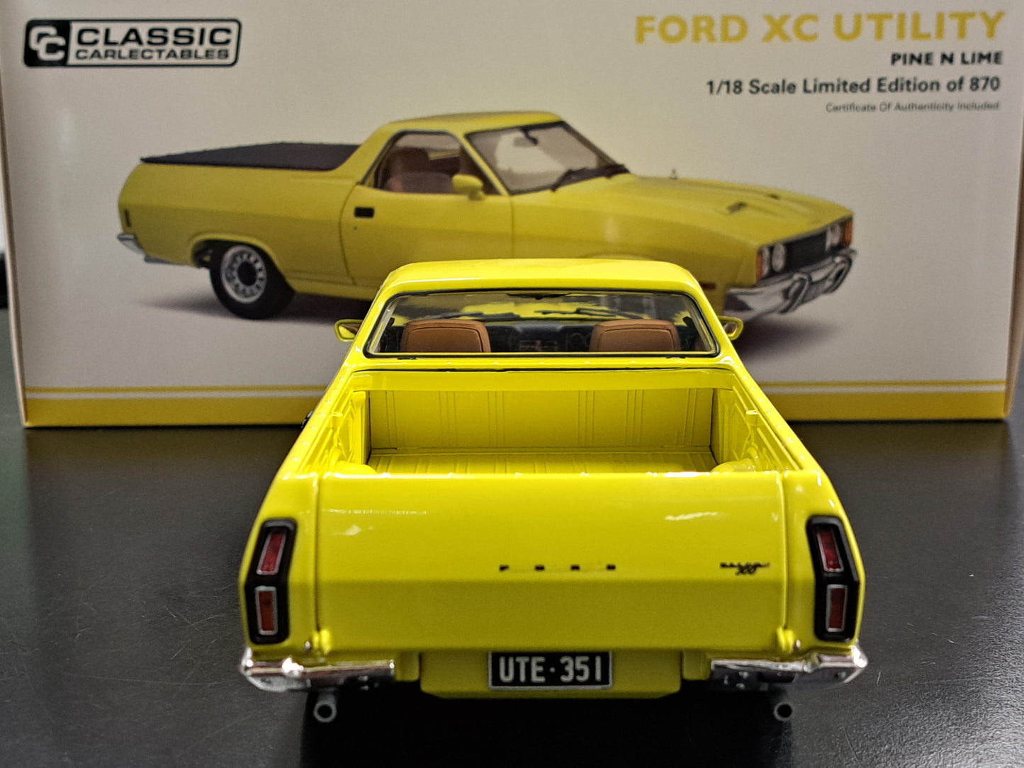 1/18 Ford XC Utility Pine n Lime