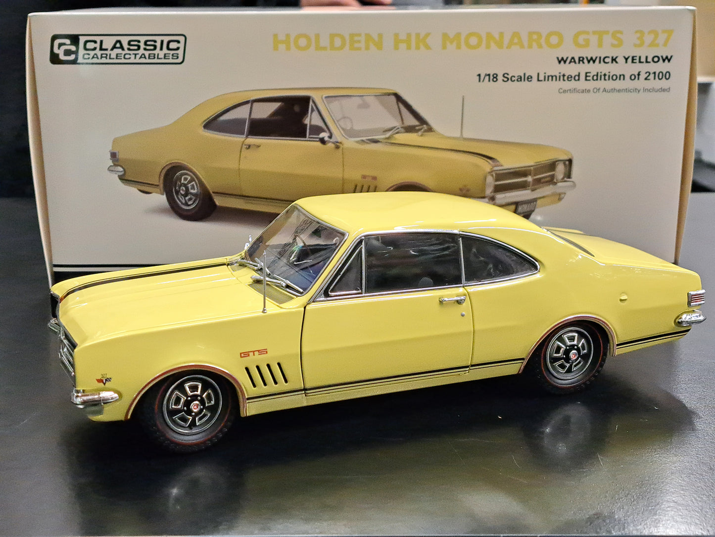 1/18 HK Holden Monaro Warwick Yellow CC