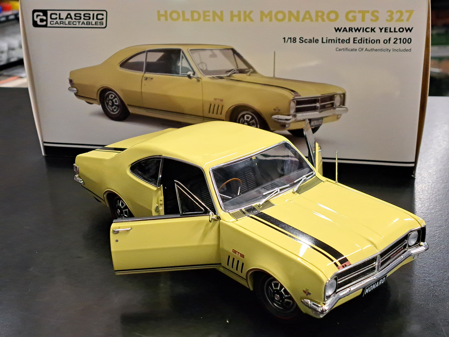 1/18 HK Holden Monaro Warwick Yellow CC