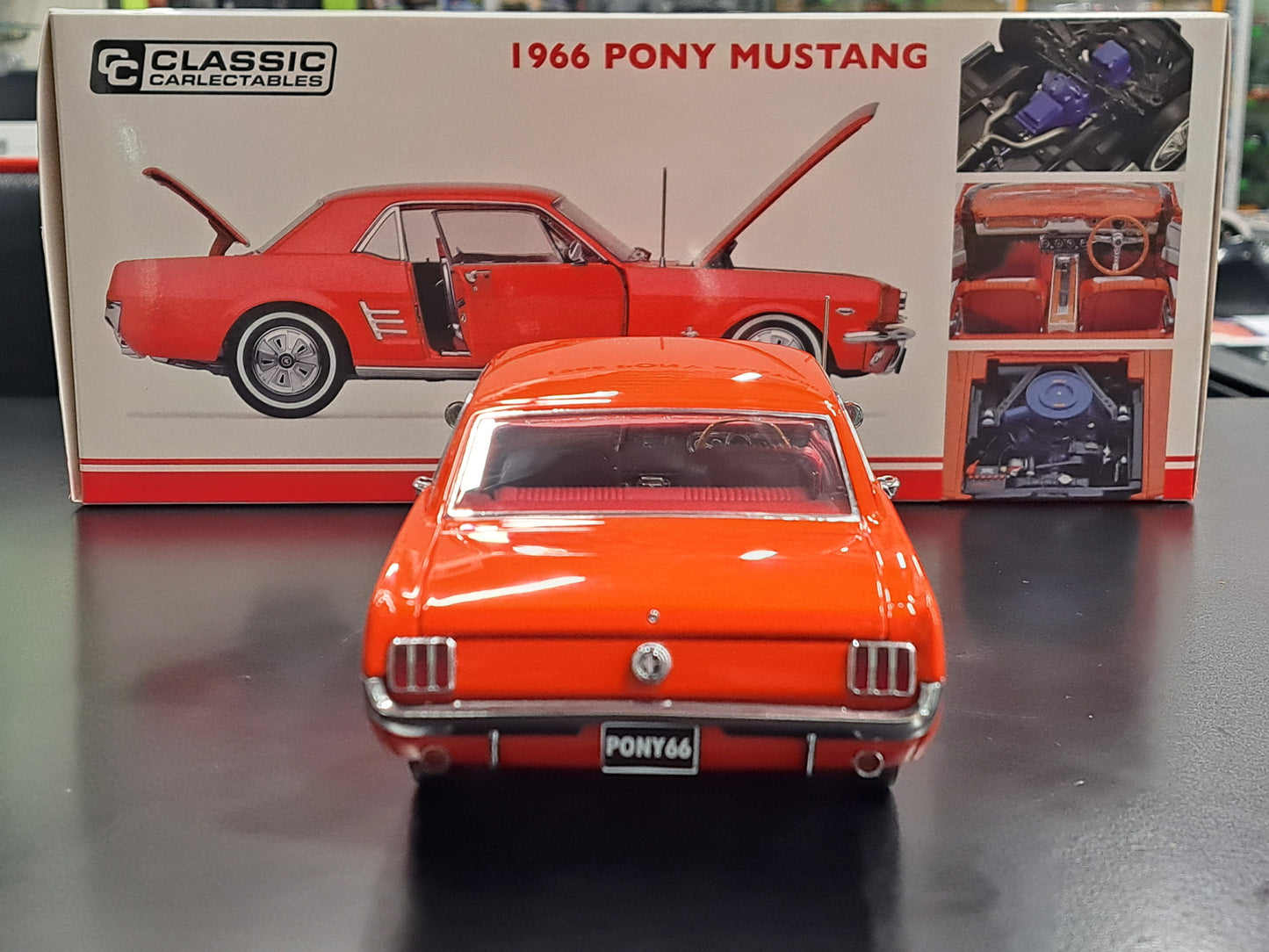 1/18 1966 Pony Mustang Signal Flare Red Classic Carlectables