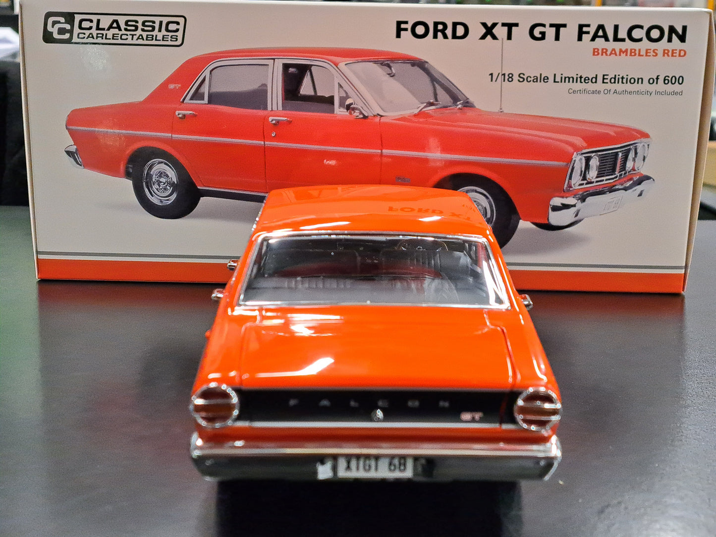 1/18 Ford XT GT Falcon Brambles Red 18813