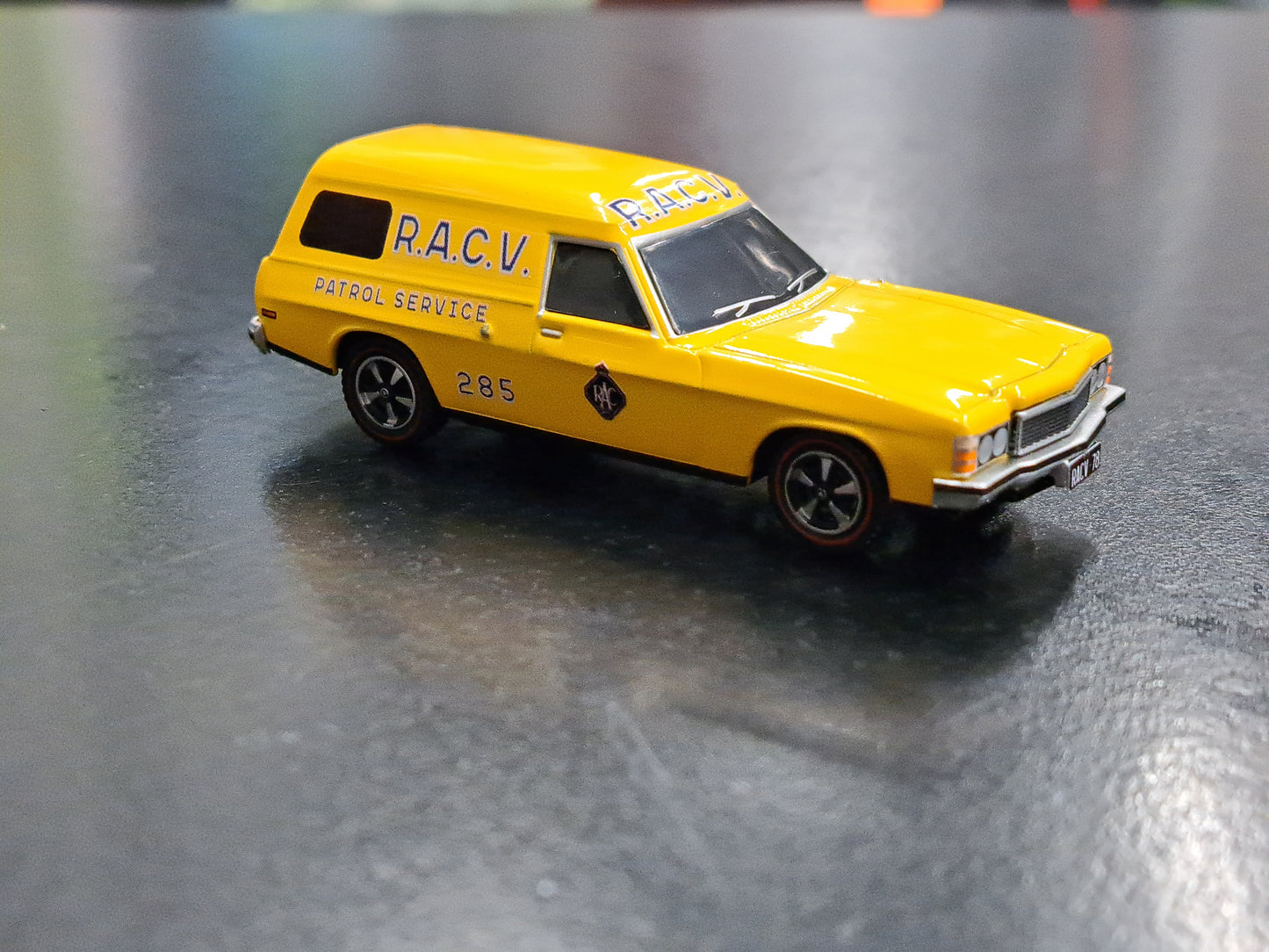 1/64 Oz Wheels RACV Code 3 CUSTOM HX Panel Van