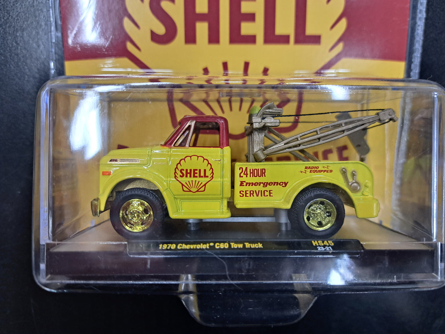 1/64 M2 SHELL 197O CHEVROLET C60 TOW TRUCK HS45 * CHASE VERSION *