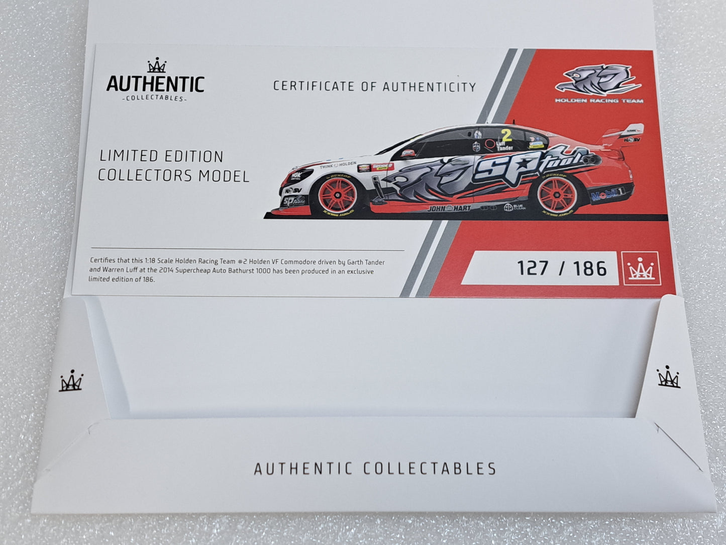 1/18 HOLDEN Racing Team #2 Holden VF Commodore 2014 Bathurst 1000