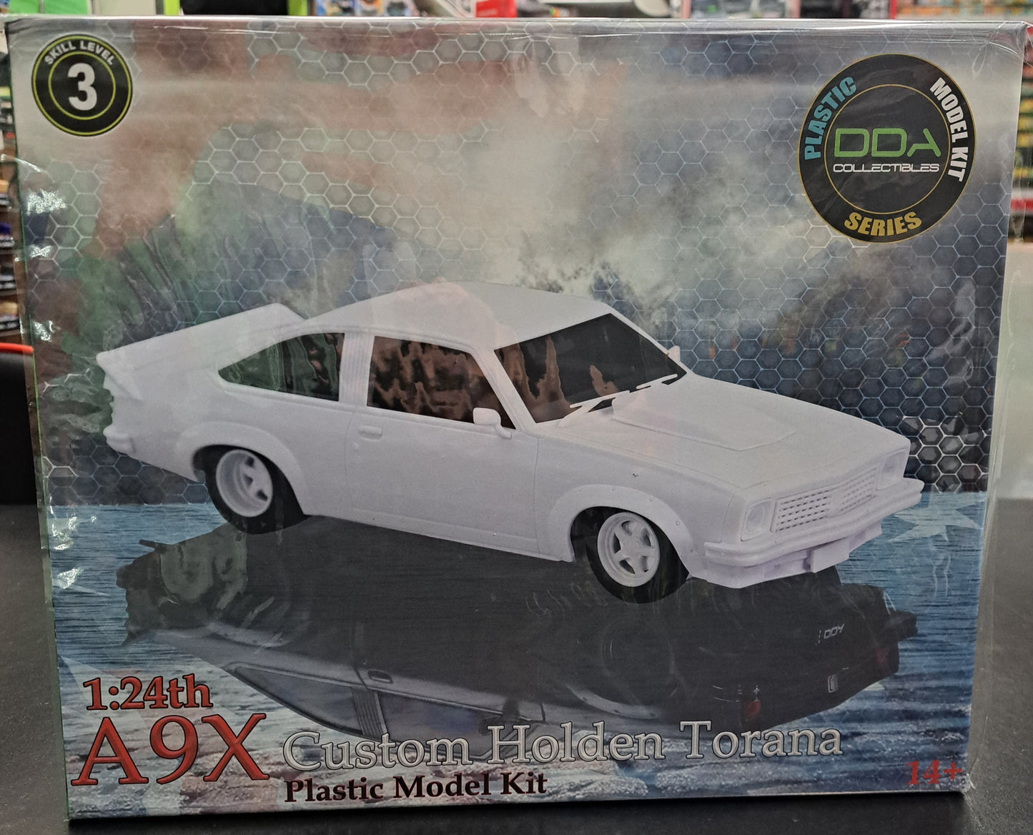 1/24 Plastic Kit A9X Torana Slammed Sealed Body Opening Bonnet w/ Engine DDA812K