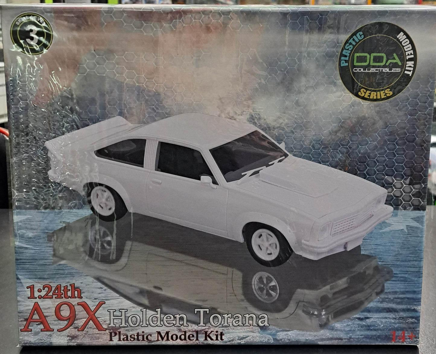 1/24 Plastic Kit A9X Torana Sealed Body Opening Bonnet w/ Engine DDA810K