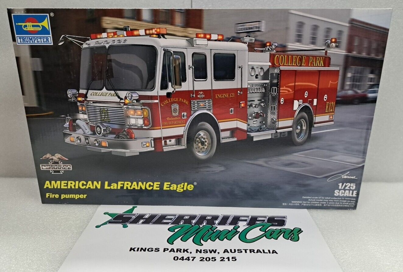 1/25 Trumpeter American LaFrance Eagle Fire Pumper Model Kit SMC