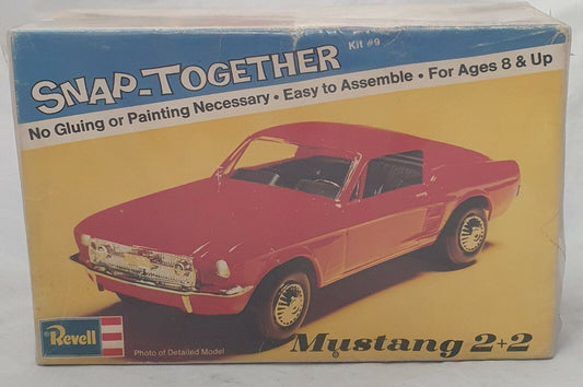 Revell 1/32 Ford Mustang 2+2