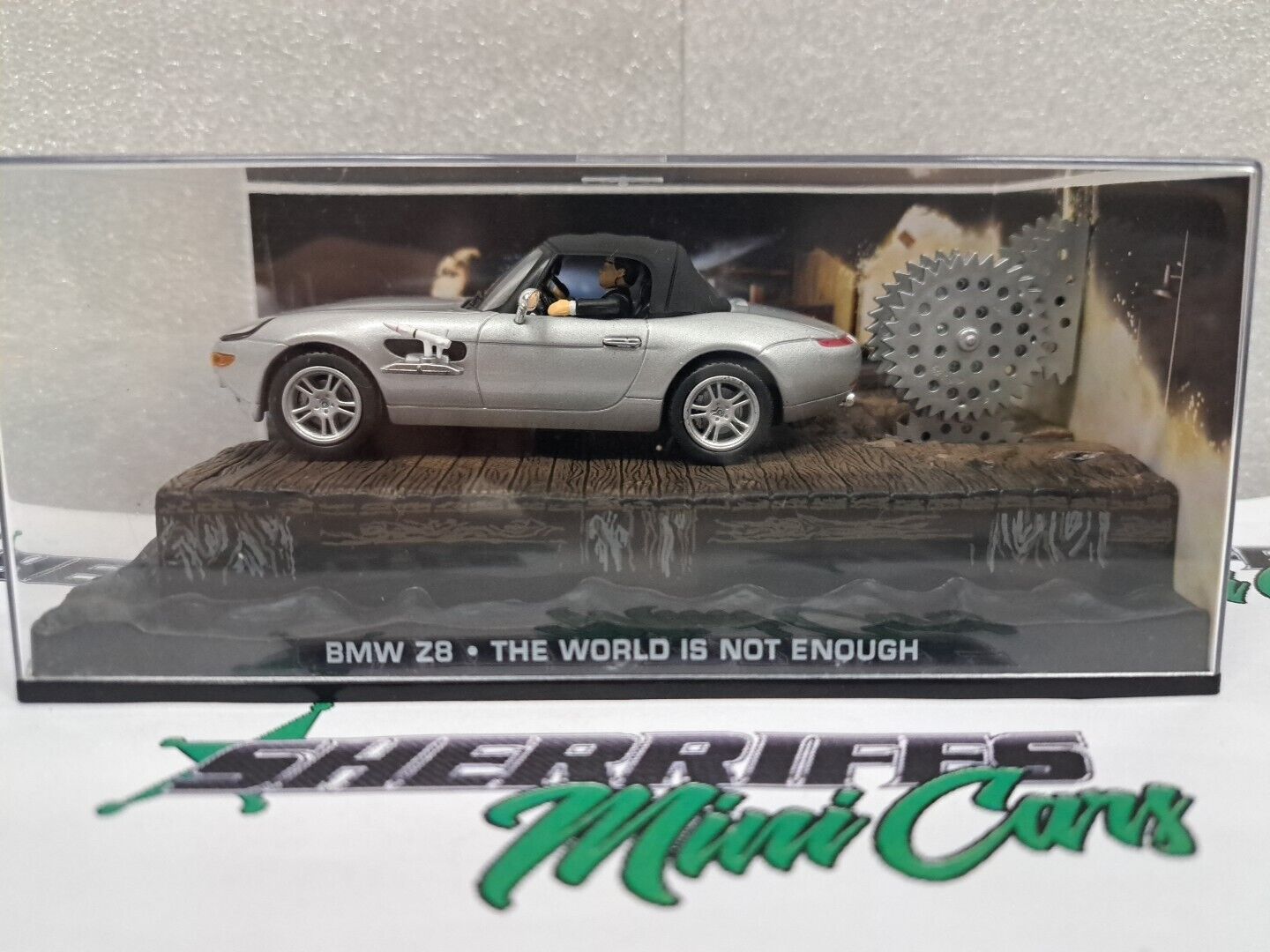 1/43 BMW Z8 - THE WORLD IS NOT ENOUGH