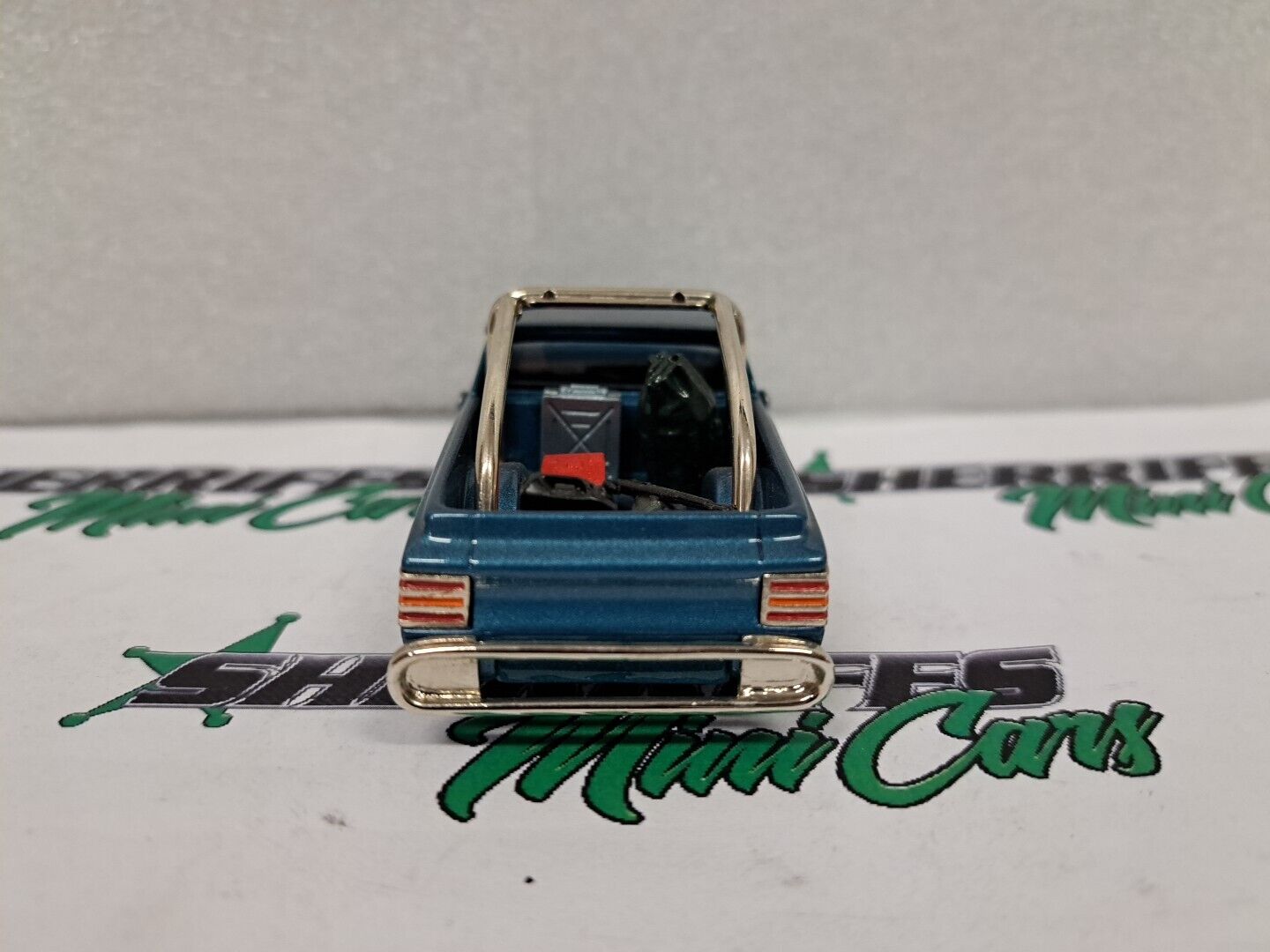 1/43 Dinkum Classics  Ford  Falcon XW BUSH UTE BLUE