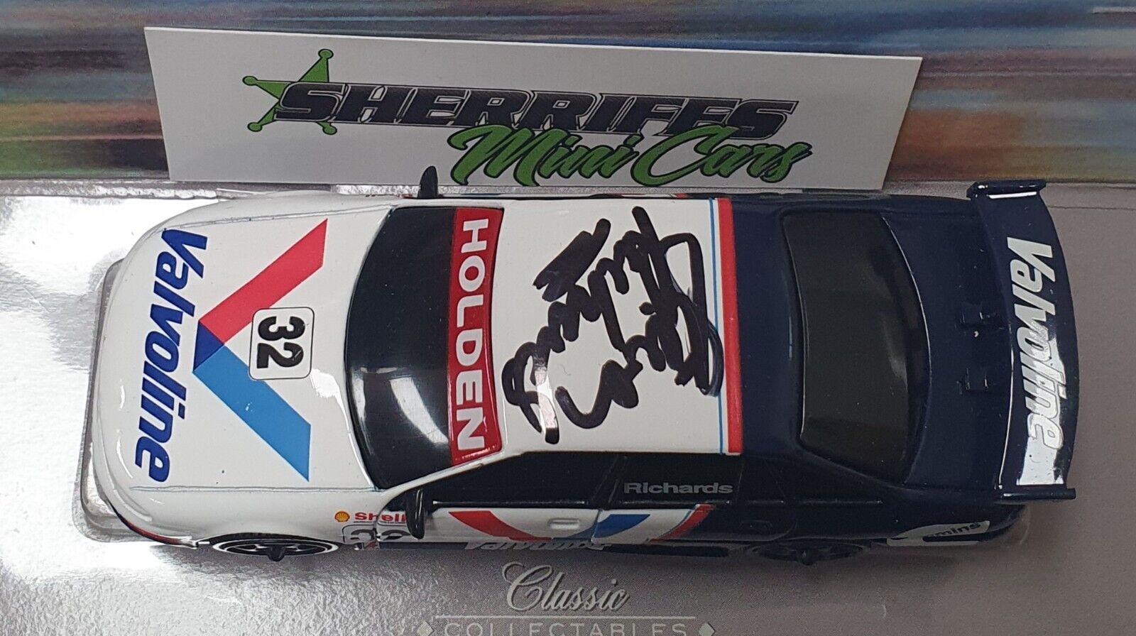 1/43 Classic Carlectables Steven Richards Commodore (SIGNED)