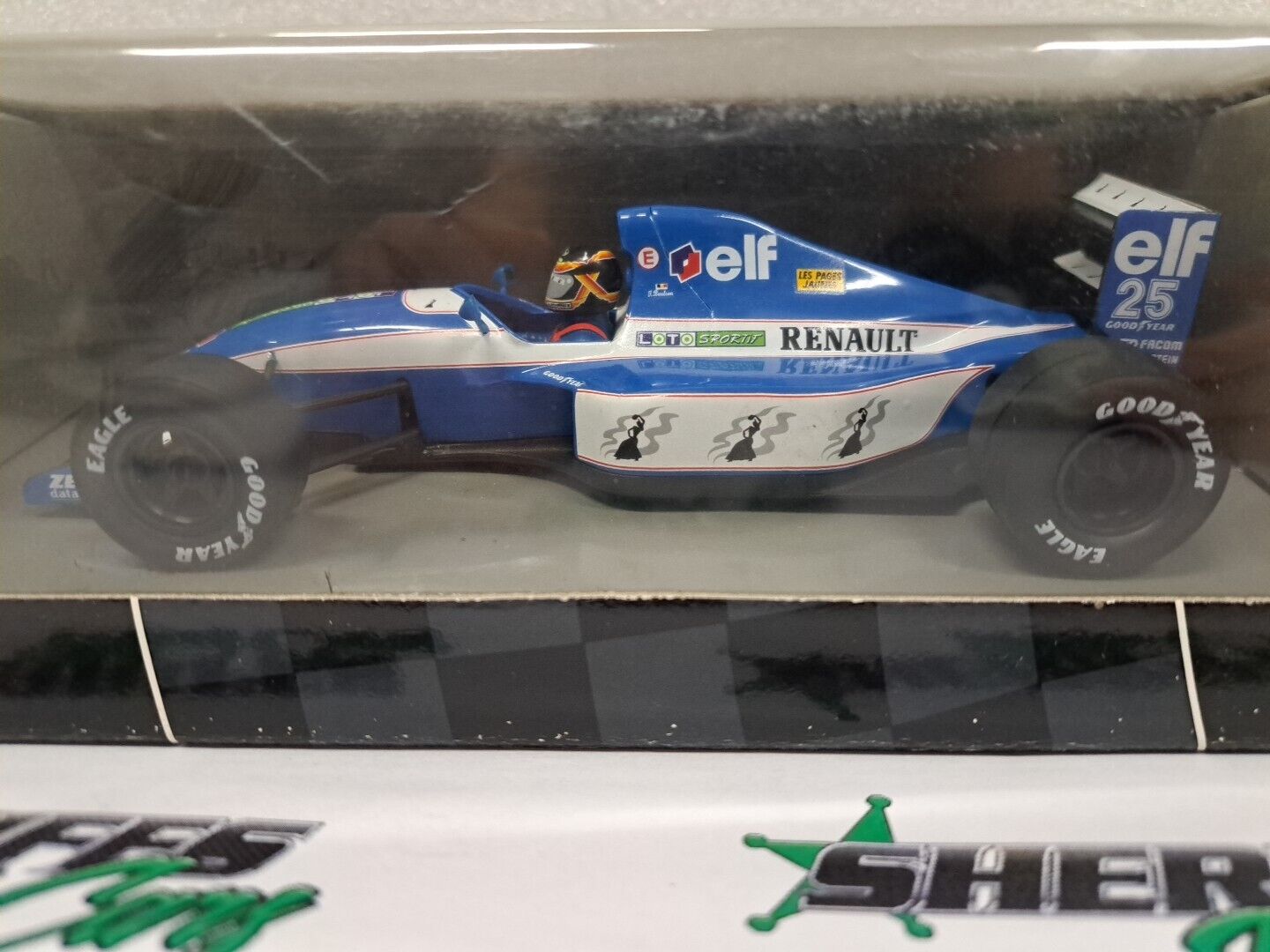 1/24 Onyx Ligier Gitanes JS37 Thierry Boutsen 5002 SMC