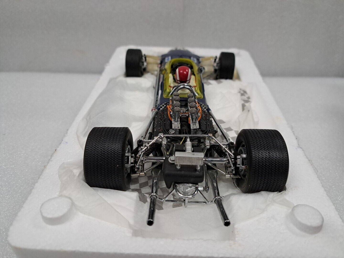 1/18 Exoto 97009 Lotus Ford 49B Jo Siffert 1968 2nd British F1 Grand Prix