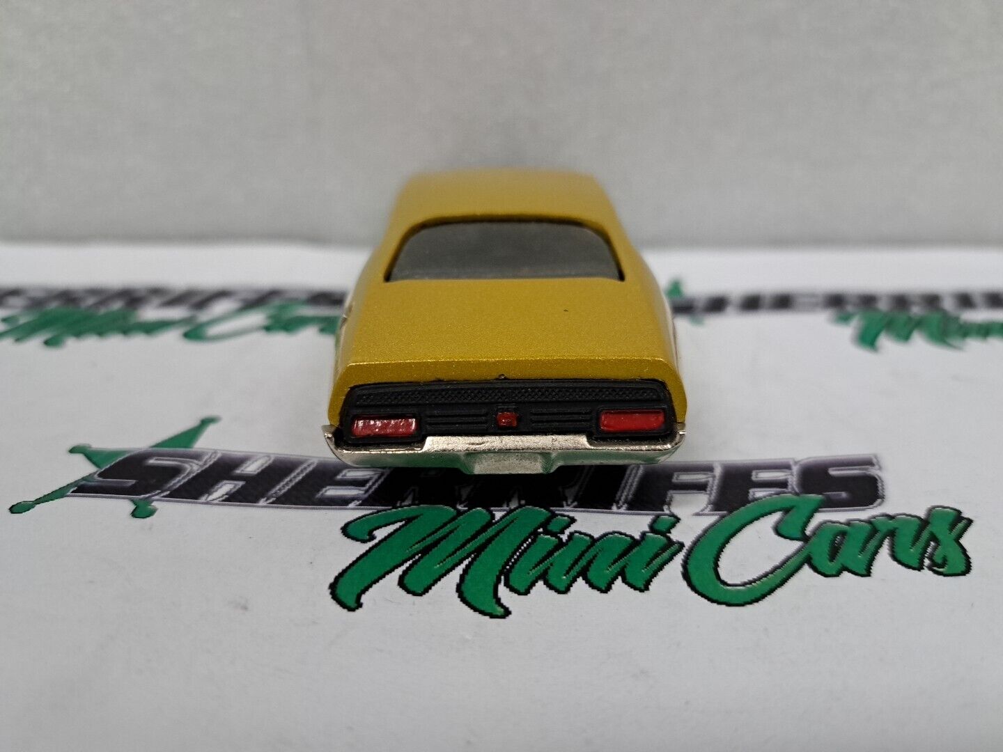 1/43 Dinkum Ford Falcon XA Coupe Gold