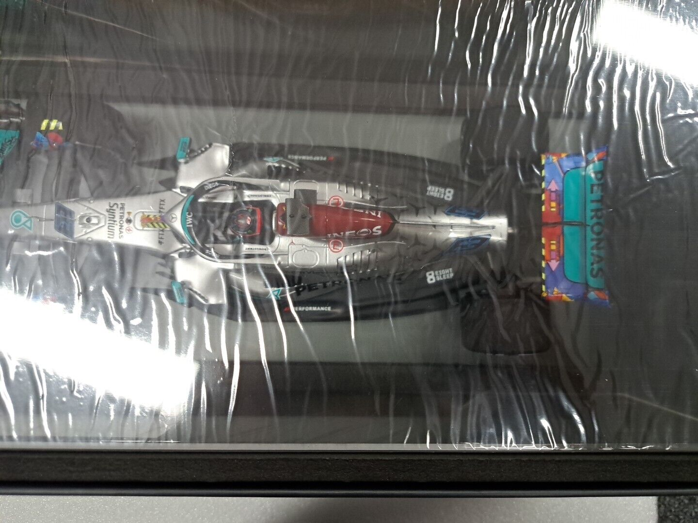 1/18 Spark 18S766 Mercedes AMG F1 W13 E Miami GP 2022  Russell