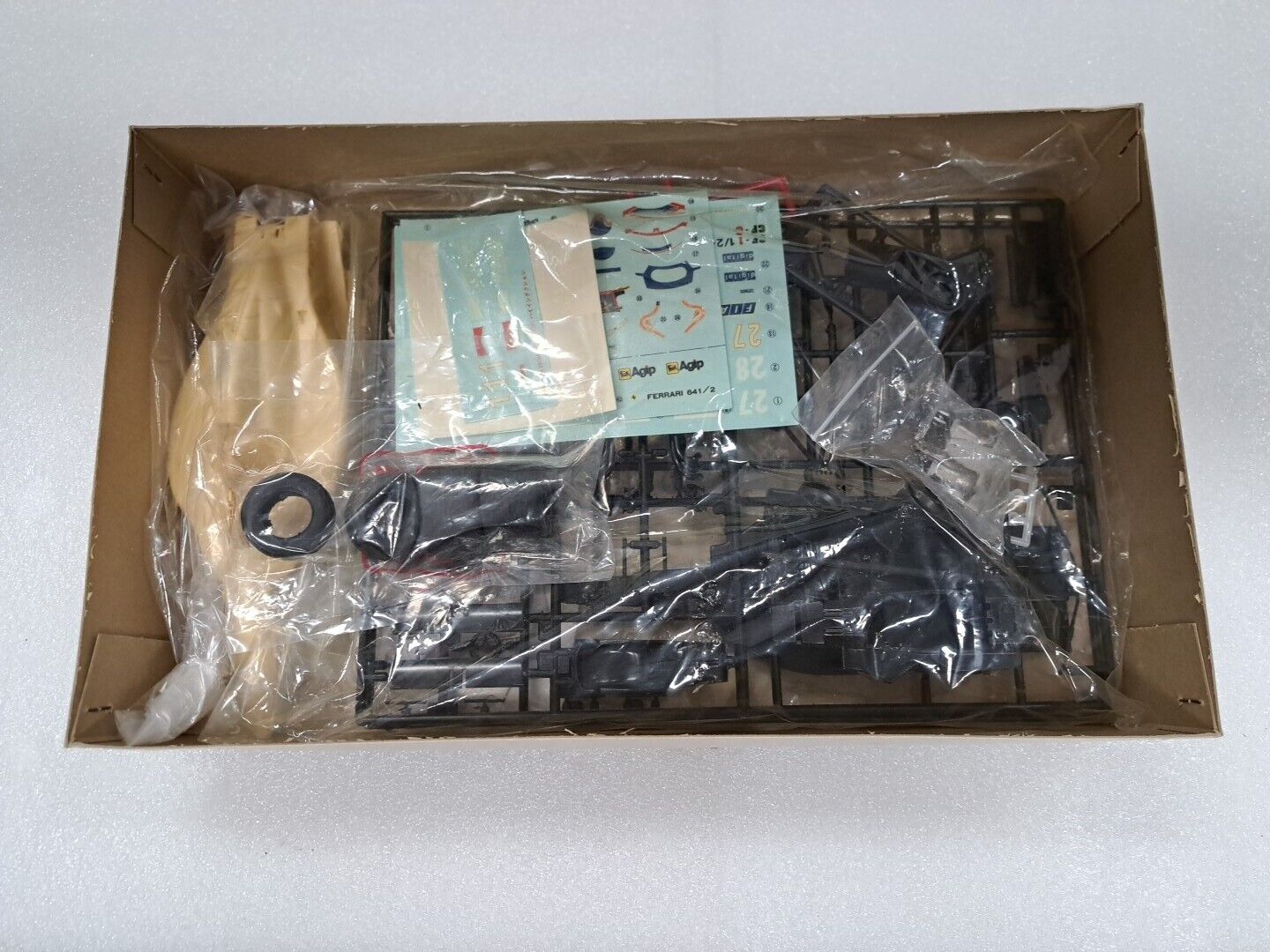 1/24 FERRARI 641/2 1991 WAVE 001-6800  MODEL KIT