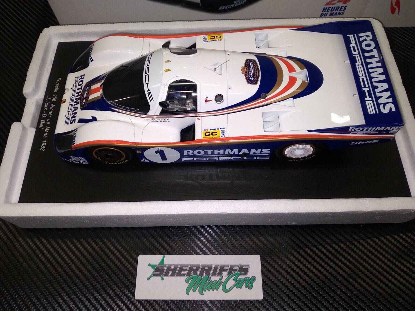 1/18 1982 Rothmans Porsche #1 24hr Le Mans Winner SPARK 18LM82