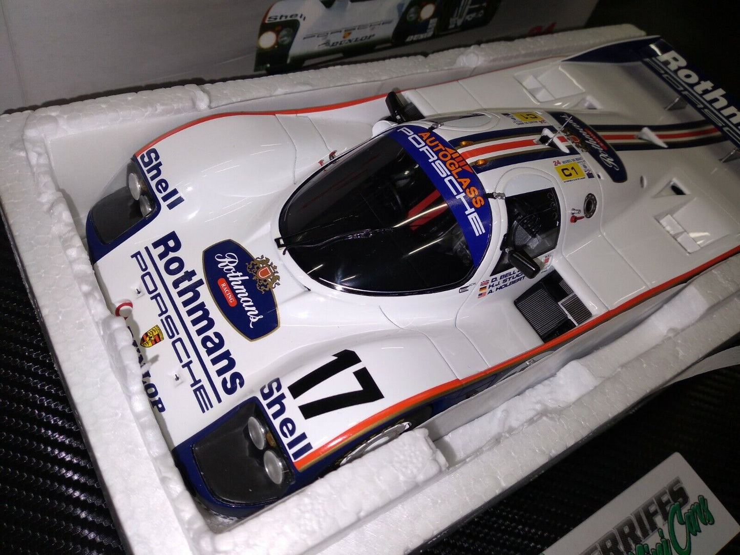 1/18 1987 Rothmans Porsche 962C 24hr Le Mans Winner SPARK 18LM87