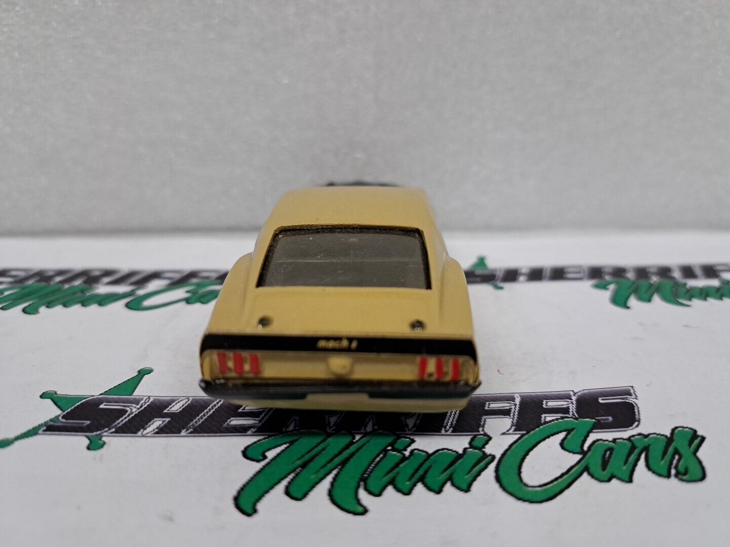 1/43 Dinkum 69 Mustang Mach 1 **MISSING WING**