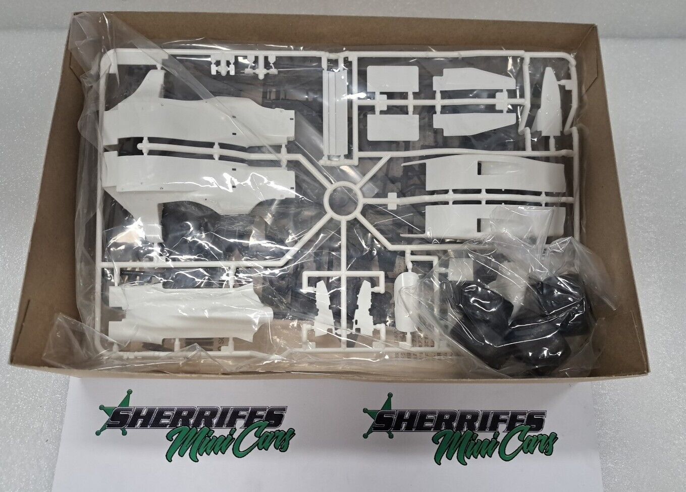 1/20 Modeller's 5007 FOOTWORK MUGEN HONDA FA13 Model Kit SMC