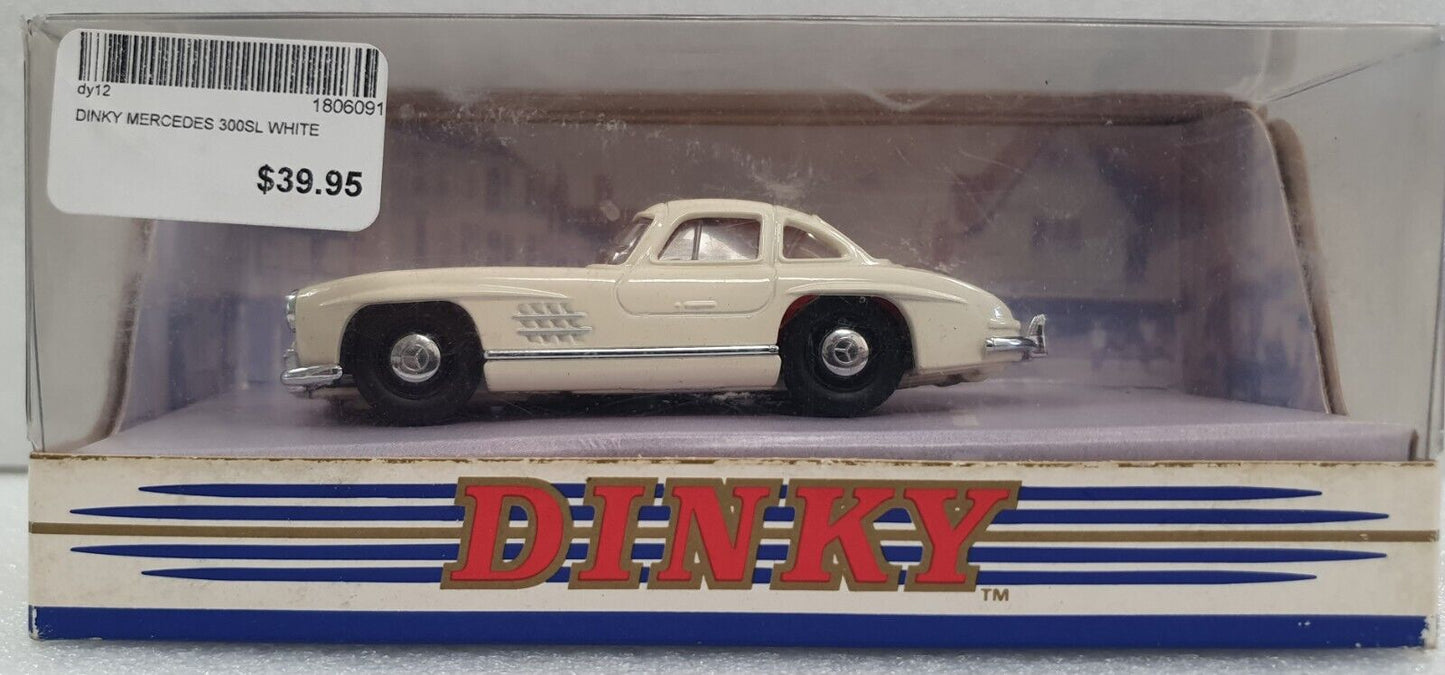 Dinky 1/43 Mercedes Benz 300SL Gullwing White