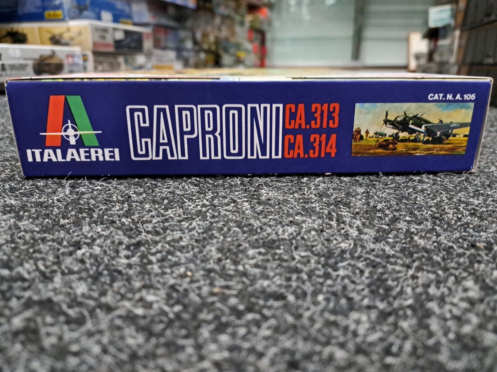 1:72 Scale Caproni CA.313 / CA.314 Model Kit # 106 Italeri Vintage Kit