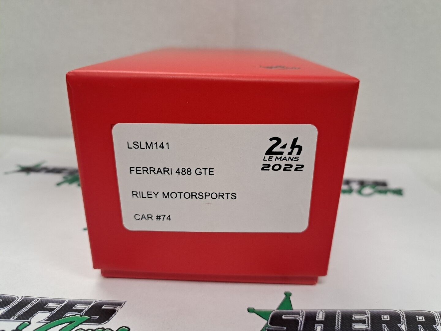 1/43 Looksmart Ferrari 488 GTE RILEY MOTORSPORTS CAR #74