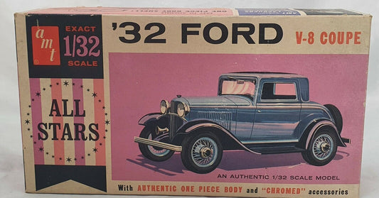 AMT 1/32 32 Ford V8 coupe