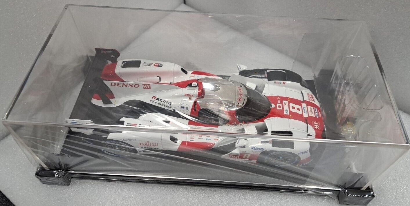 1/18 #8 Toyota Gazoo Racing GR010 24h Le Mans 2022 Winner - 18LM22 Spark Lemans