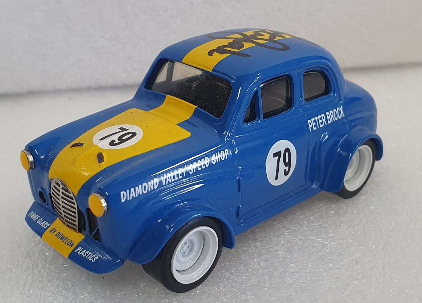 Dinkum Classics 1/43 Peter Brock Austin A30 (SIGNED)