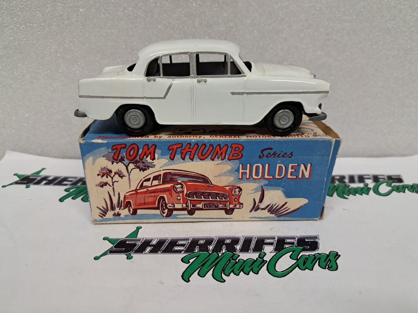 TOM THUMB made by STREAMLUX 1/36 FE HOLDEN painted in White from a kit 