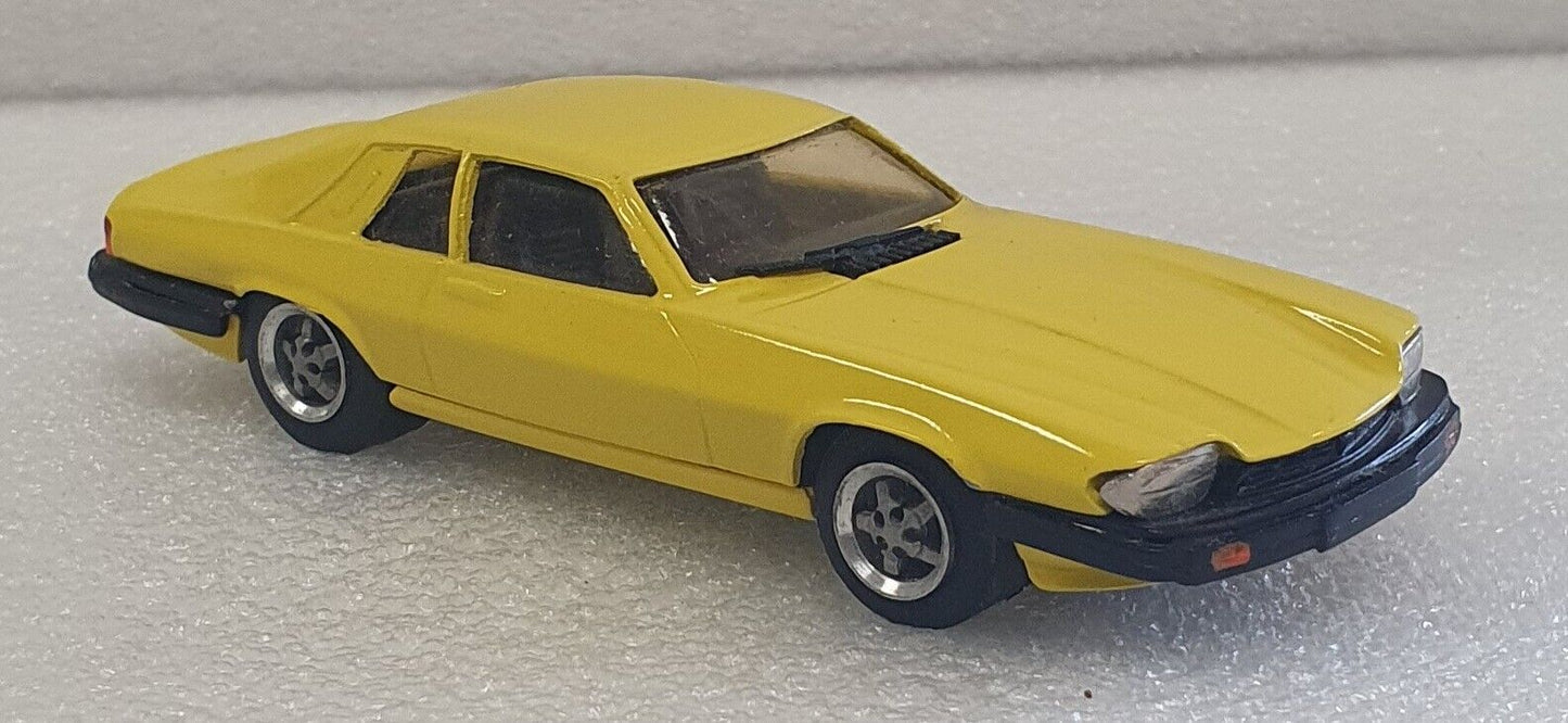 Dinkum Classics 1/43 Jaguar XJS in Yellow