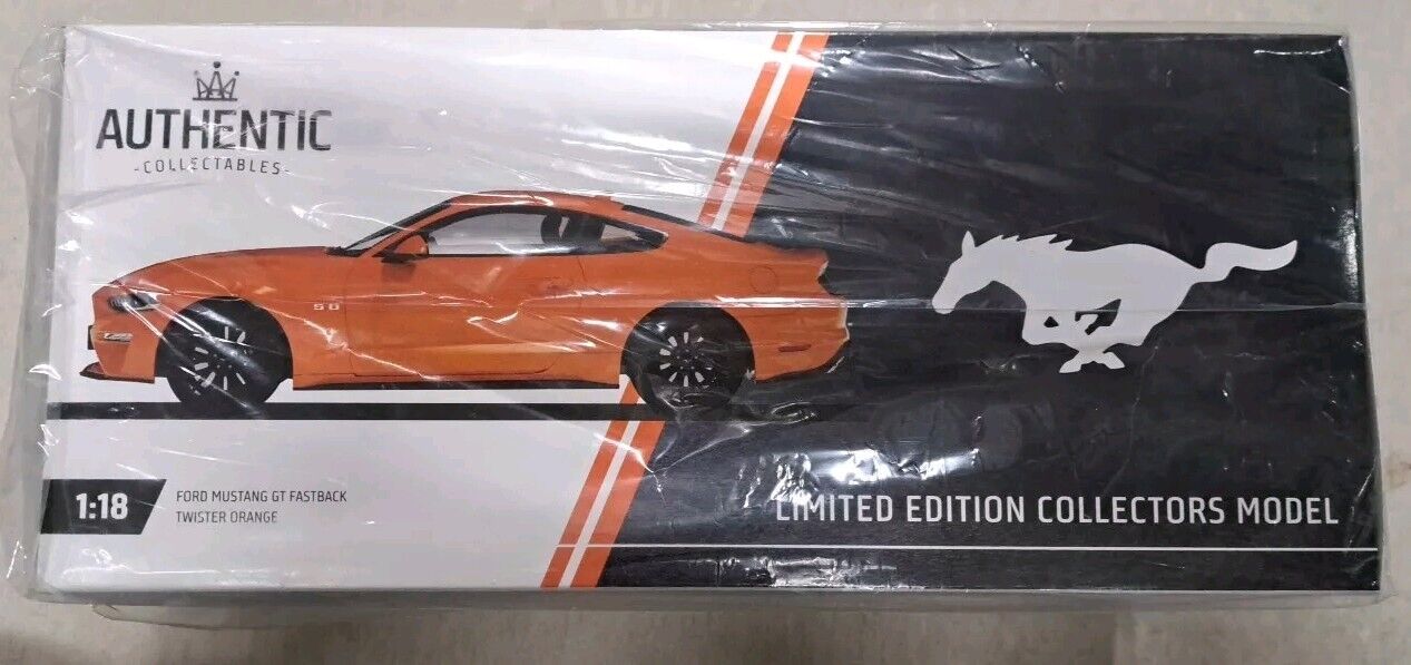 1/18 FORD MUSTANG GT FASTBACK TWISTER ORANGE