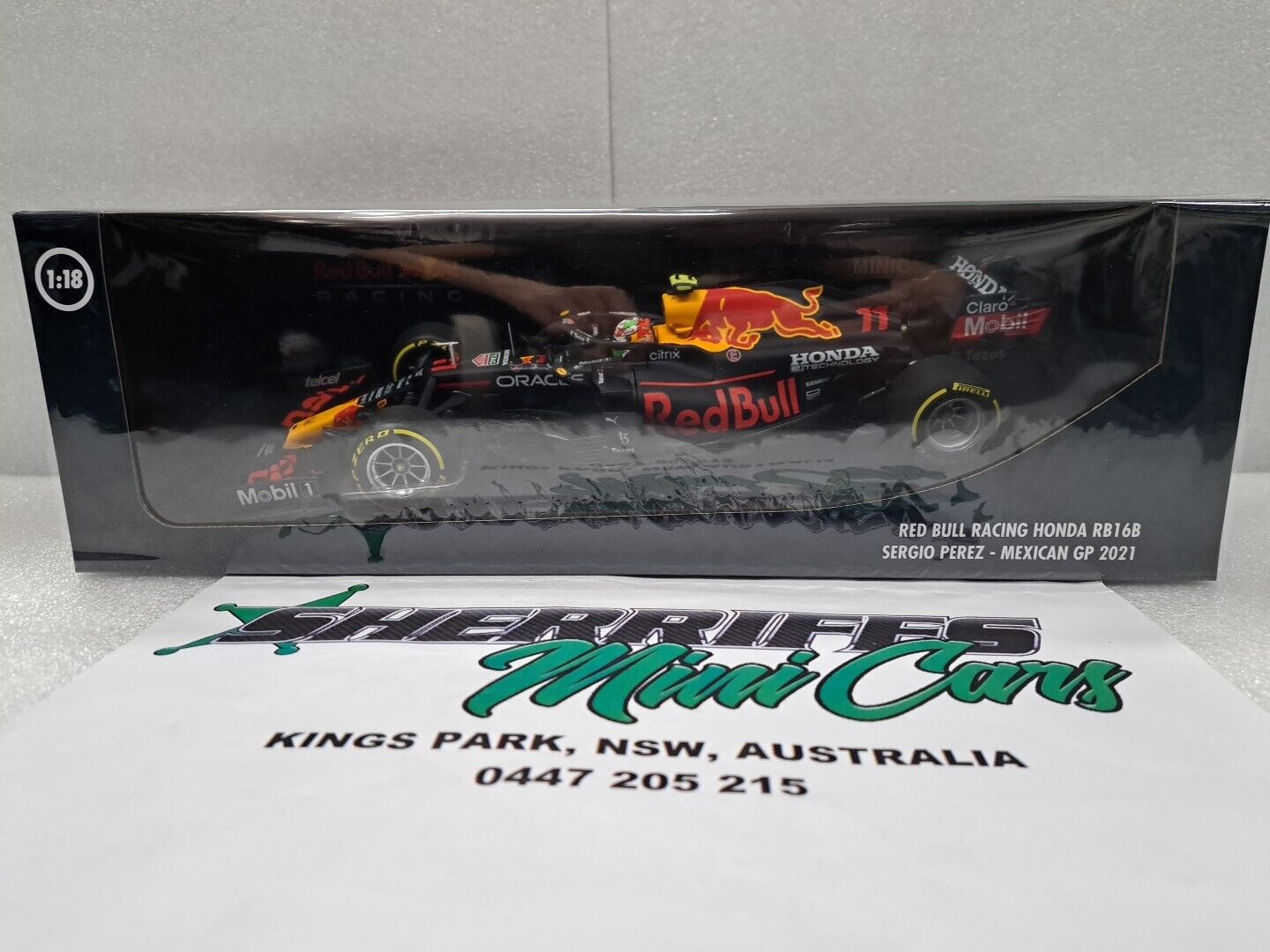 1/18 MINICHAMPS Red Bull RB16B Sergio Perez Mexican GP 2021