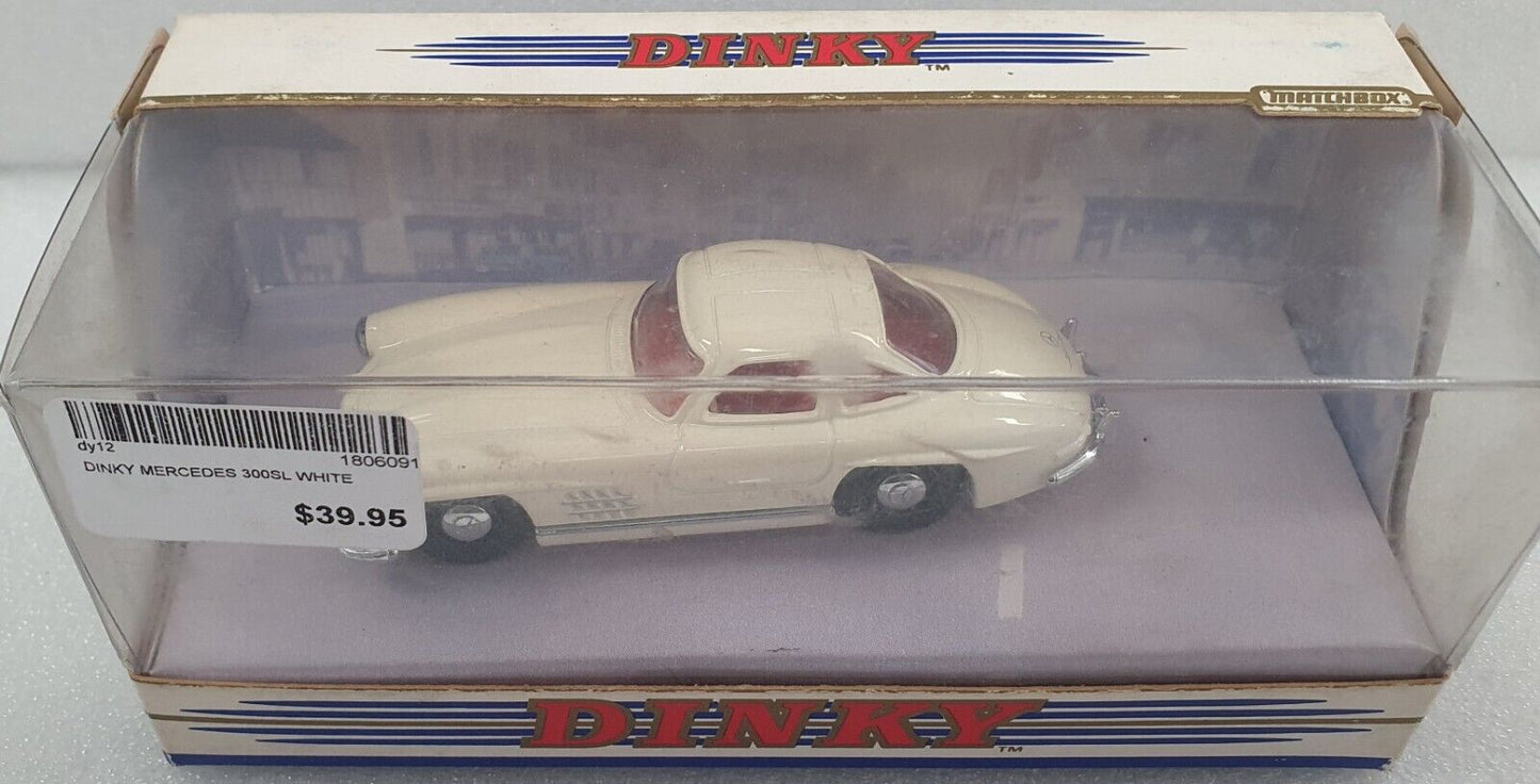 Dinky 1/43 Mercedes Benz 300SL Gullwing White