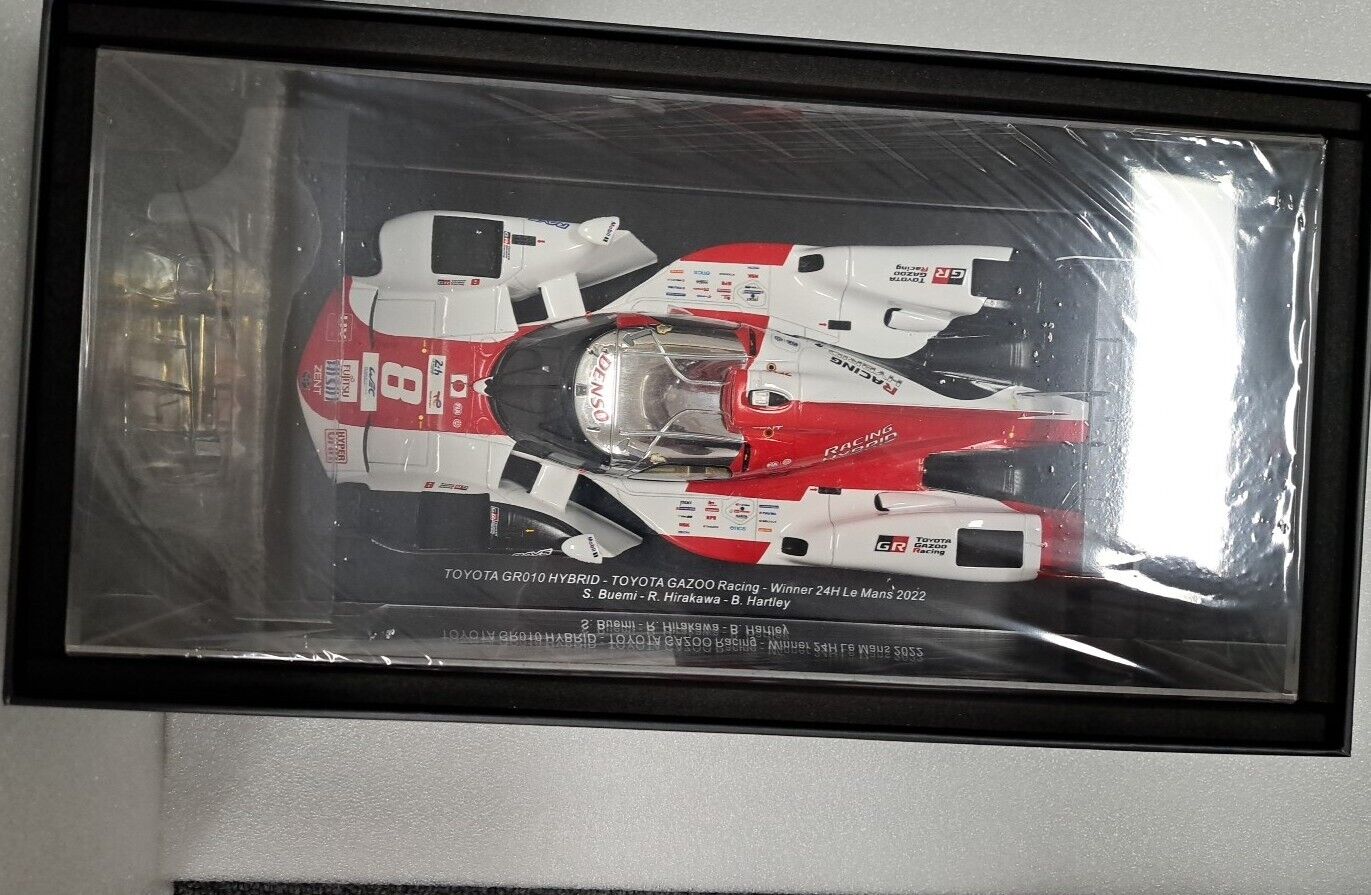 1/18 #8 Toyota Gazoo Racing GR010 24h Le Mans 2022 Winner - 18LM22 Spark Lemans