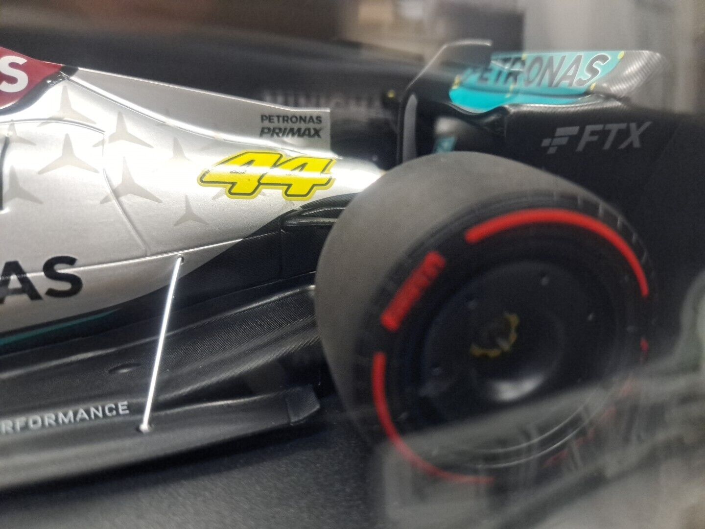 1/18 Mercedes-AMG Petronas F1 W13 E Performance HAMILTON Spanish GP 2022