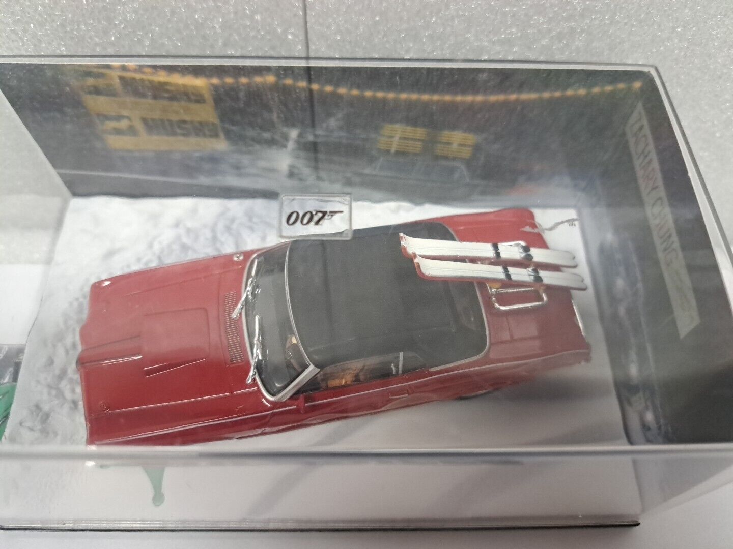 1/43James Bond Mercury Cougar On Her Majestys Secret Service Diorama Diecast 007