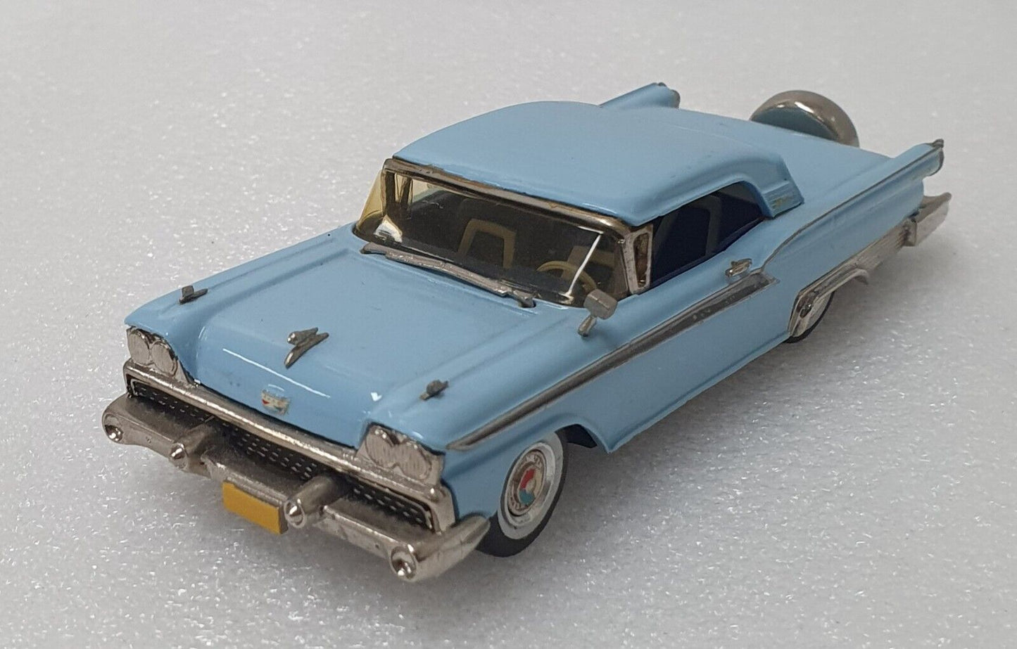 1/43 Western Models 1959 Ford Galaxie Skyliner Blue